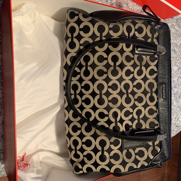 Coach purse - Picture 1 of 4